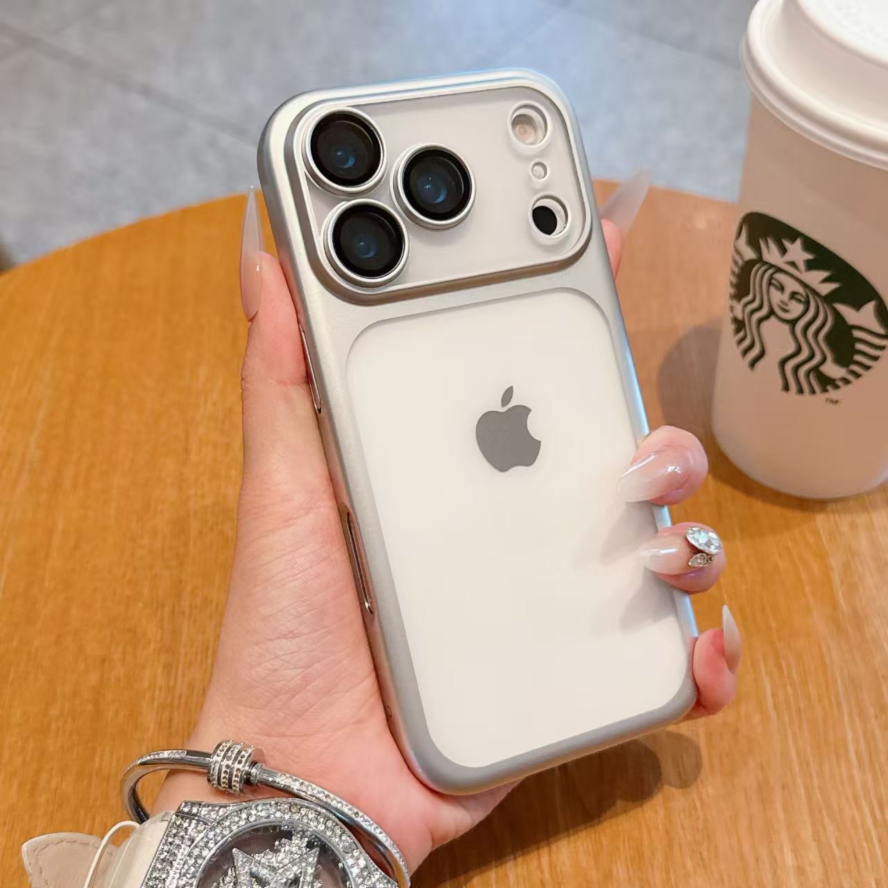 iPhone 17 Matte Electroplated iPhone Protective Case