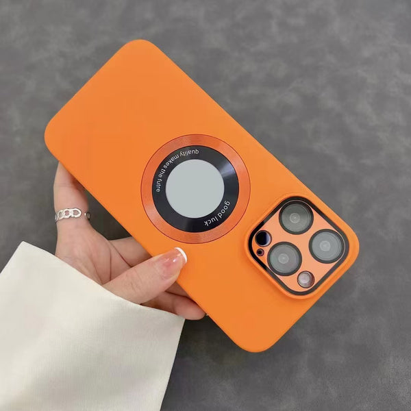 Built-in lens protector with magnetic closure for iPhone 16  case